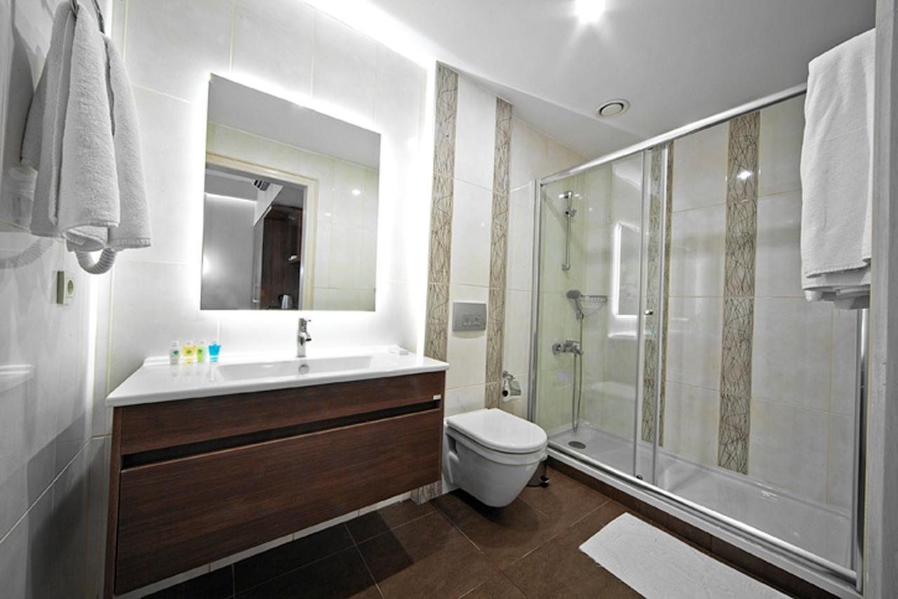 Azade Premier Hotel Istanbul Exterior photo